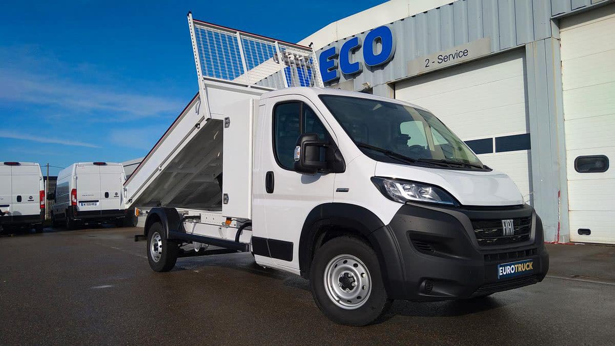FIAT DUCATO BENNE COFFRE SÉRIE 8 BUSINESS