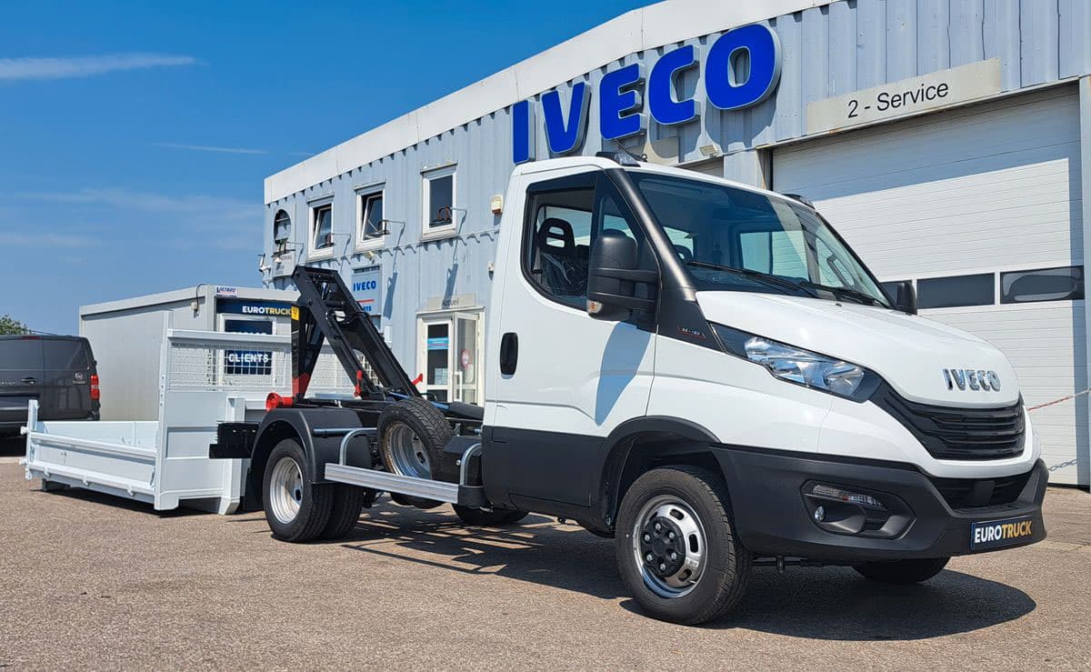IVECO DAILY AMPLIROLL ATTELAGE