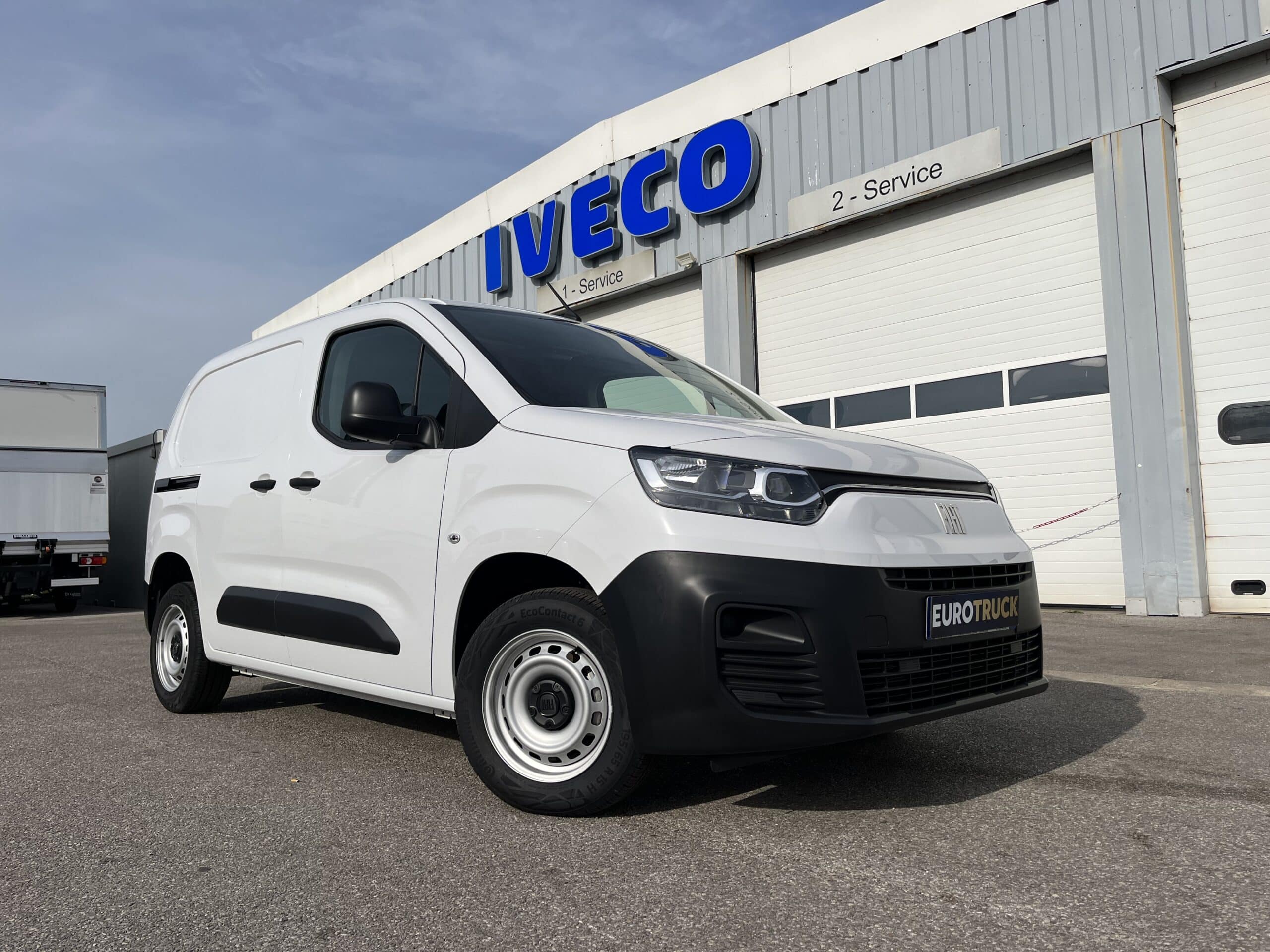 FIAT DOBLO 1,5L 100CH TAILLE M 650kg