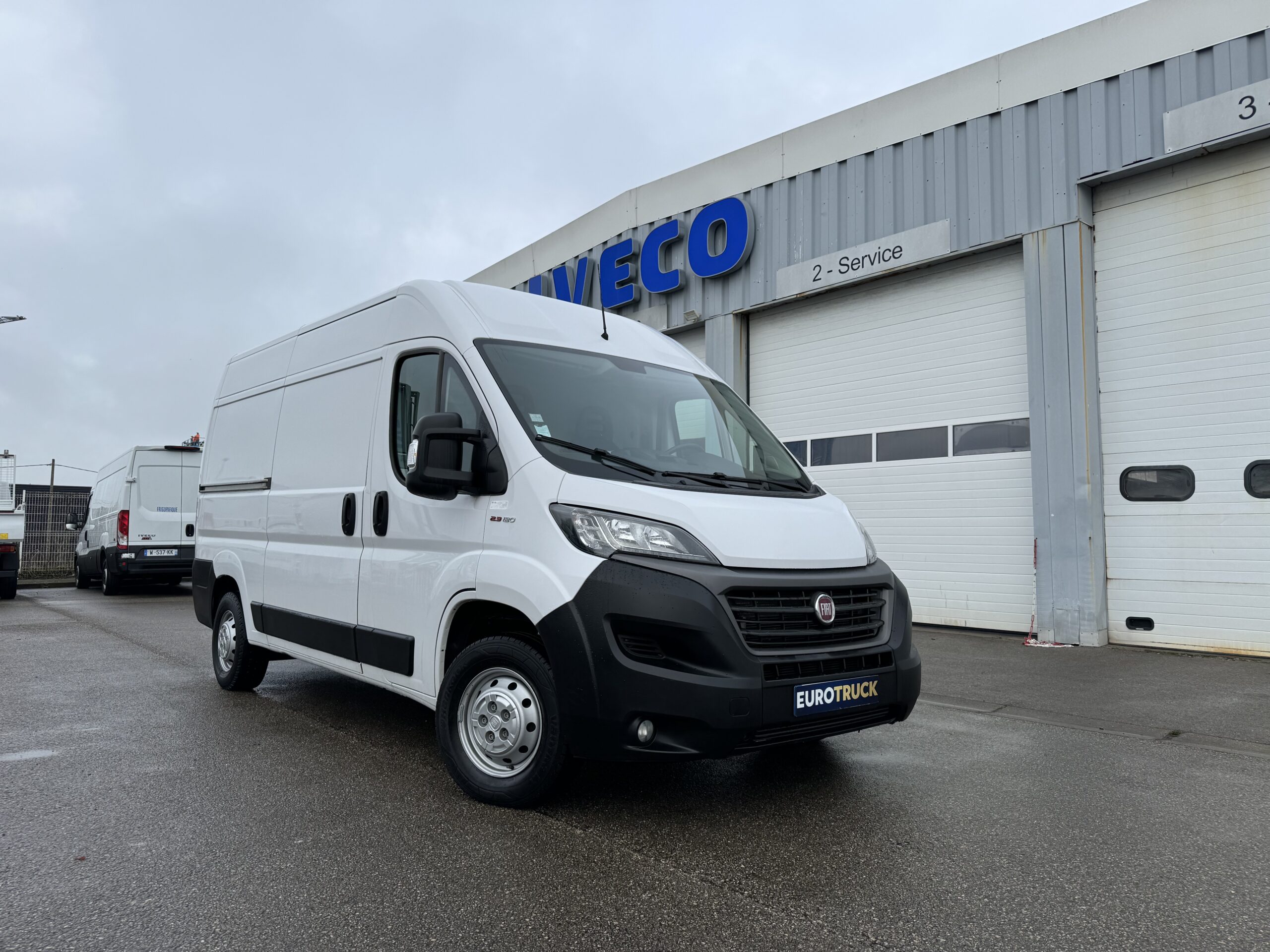 FIAT DUCATO MH2 3.3T 2.3L 120CH KIT BOIS / ATTELAGE seulement 33 900 km