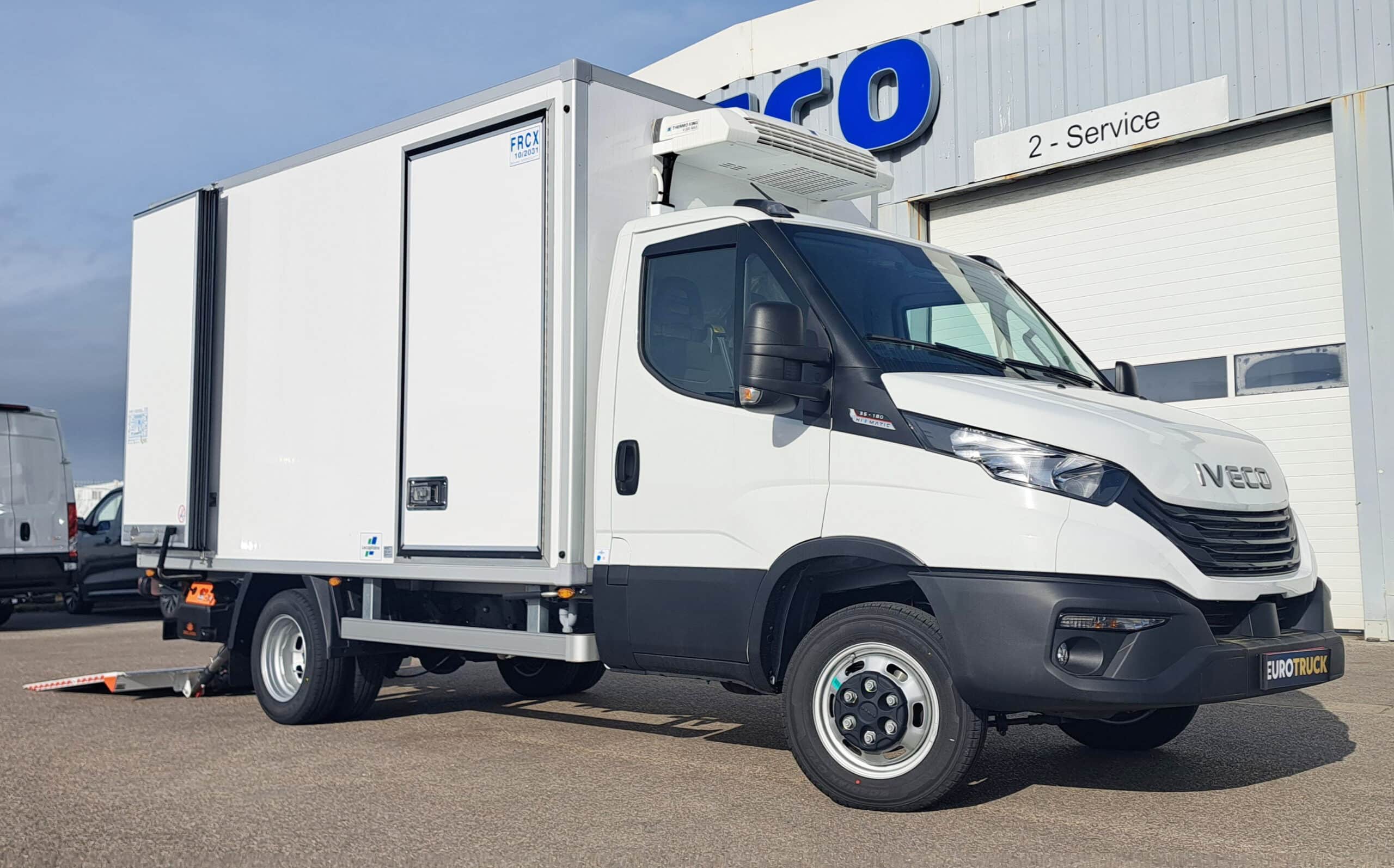 Iveco Daily 35C18 Frigorifique 3,0L 180 BVA Porte latérale